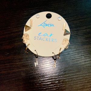 6 different earrings